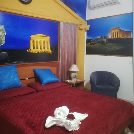 Апартаменты Vigata House Порт-Эмпедокле Экстерьер фото